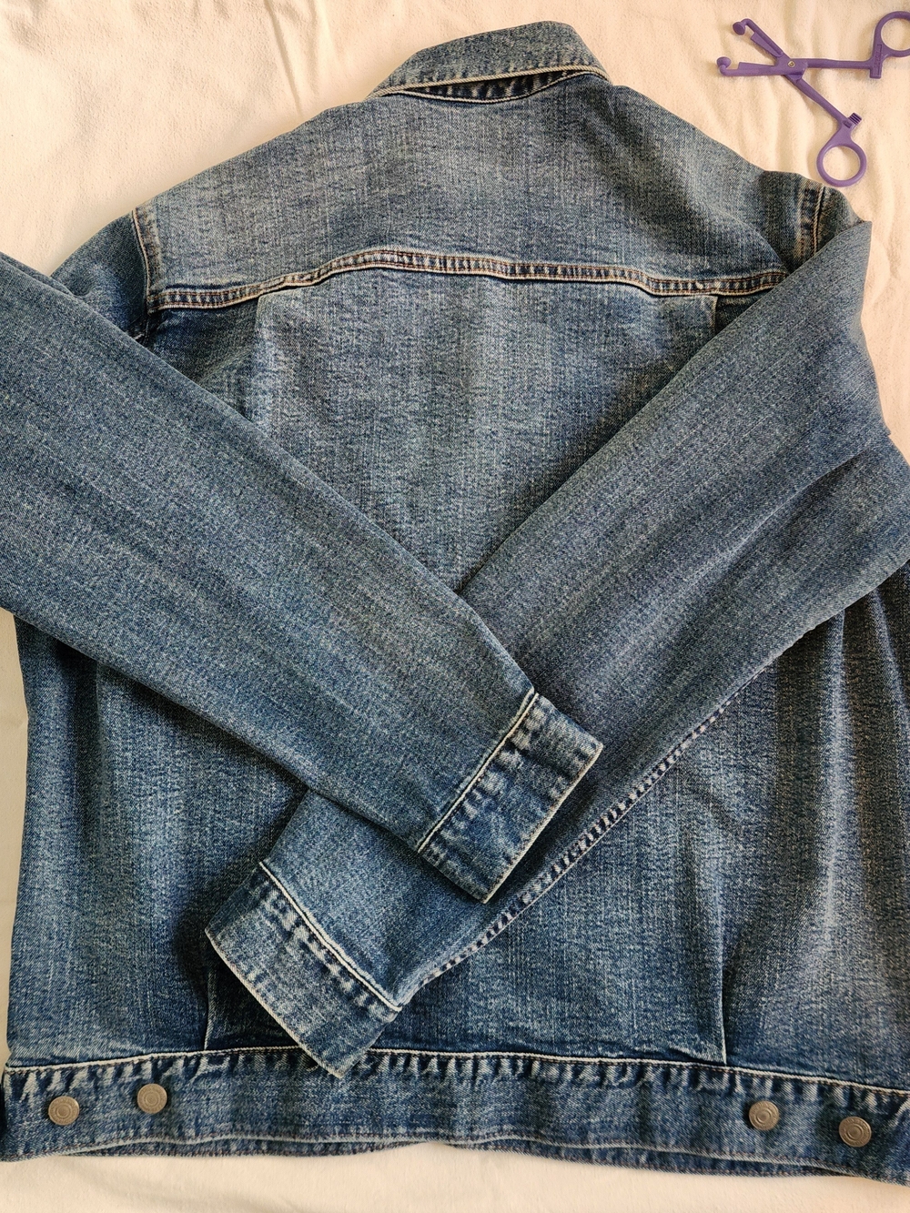 Uniqlo Men's Medium Blue Denim Jacket - Picture 3 of 5